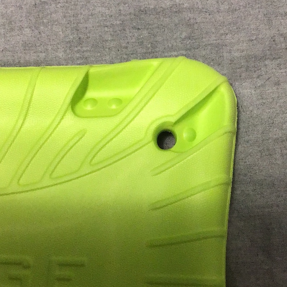 M-Edge Super Shell. IPad Protective Case - Picture 3 of 7